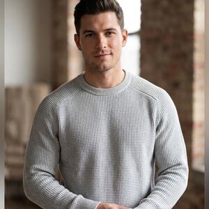 NWT ✨ Men's J.MIEER Light Gray Waffle Knit Crewneck Sweater- L